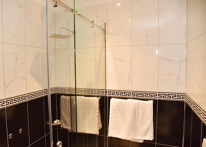 Continental Ξενοδοχείο 3*