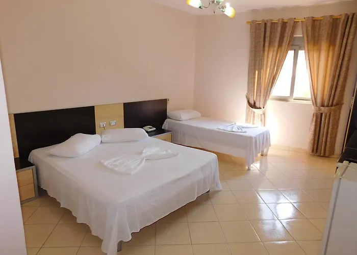 Continental Отель 3*