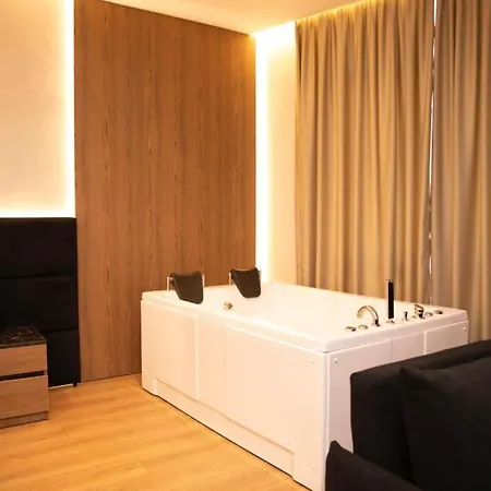 Continental 3* Durrës